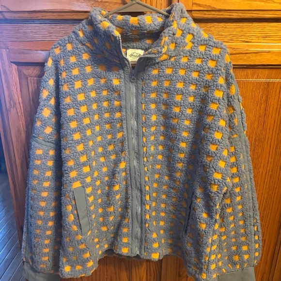 Jackets & Blazers - Ladies Sherpa Jacket